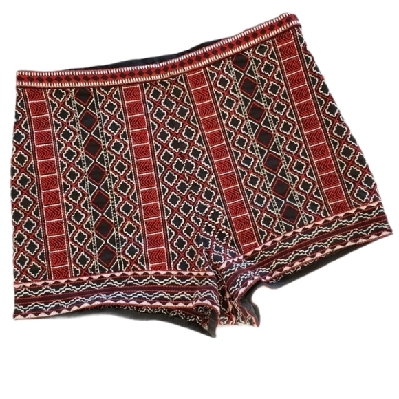 Boho Beaded & Embroidered Side Zip Shorts S - Picture 2 of 9